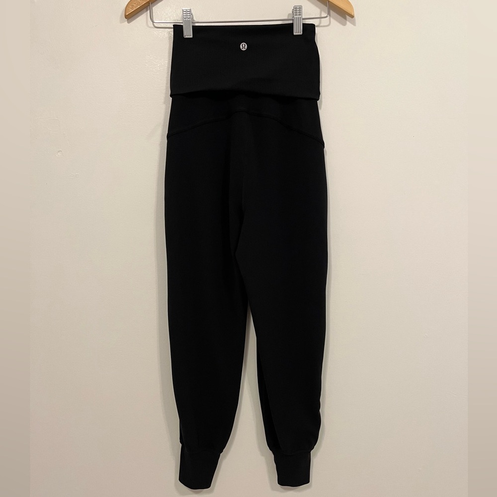 Lululemon Align Super-High-Rise Ribbed-Waist Jogger Black 0 - Picture 10 of 14